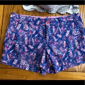 Lilly Pulitzer Cherry Bomb Shorts 💥🇺🇸